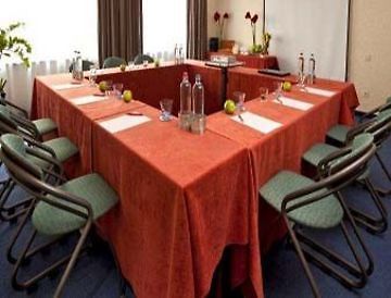 Ramada Oostende Bagian luar foto